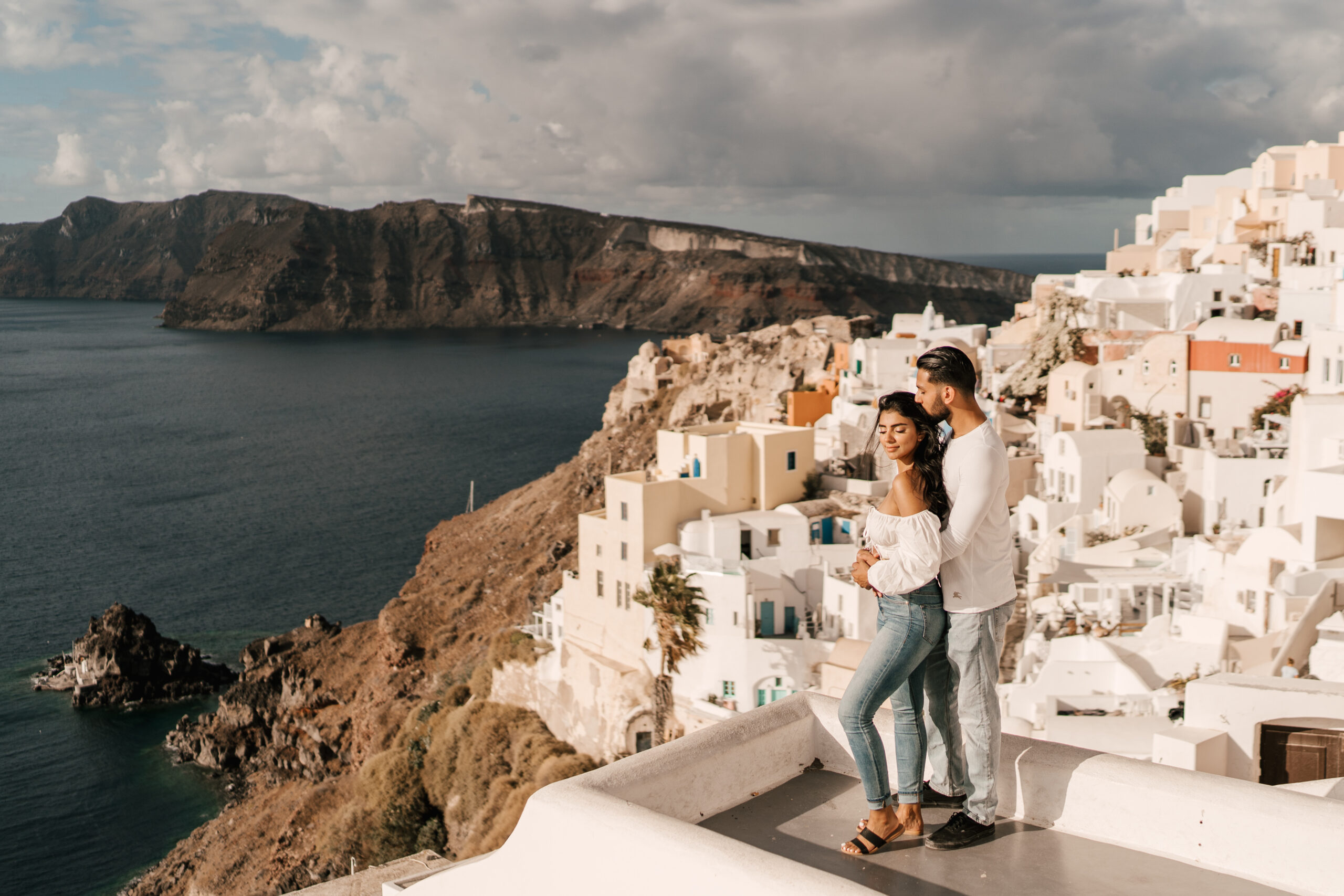 Santorini Photographer Cinematographer Phosart Sessions